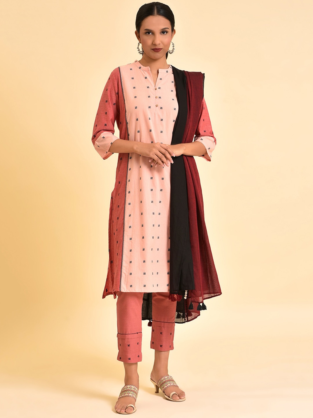 

W Geometric Printed Regular Kurta with Trousers & Dupatta, Red