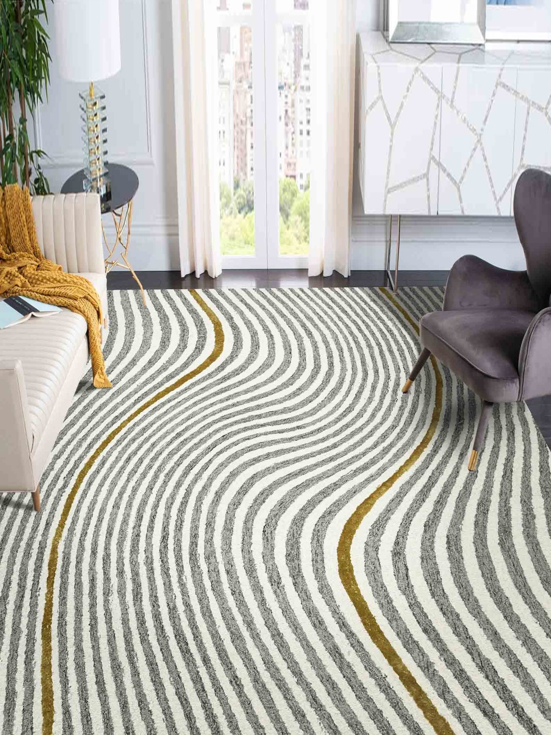 

saraswatii global Whitre & Black Striped Hand Tufted Rectangular Carpet, White