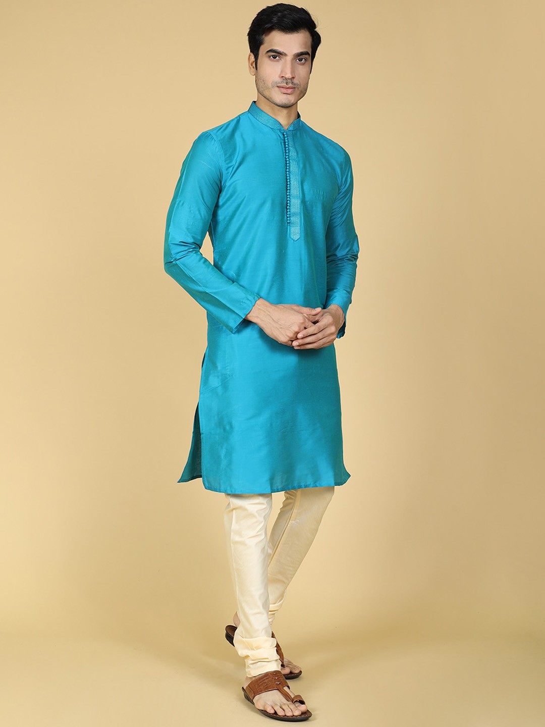 

Sultan The King Of Kurta Mandarin Collar Regular Kurta With Churidar, Turquoise blue