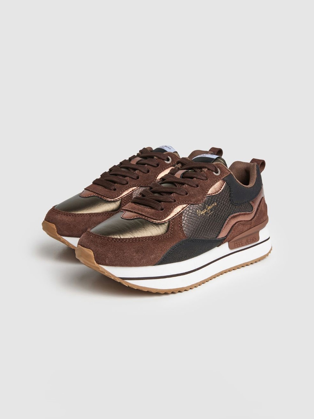 

Pepe Jeans Women Rusper Nas Comfort Insole Contrast Sole Sneakers, Brown
