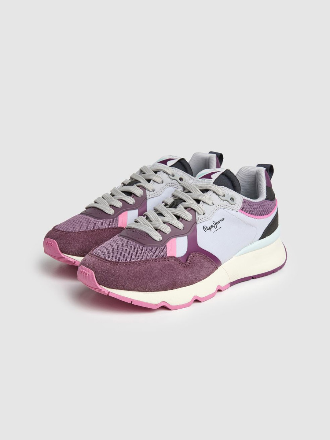 

Pepe Jeans Women Colourblocked Lace-Up Sneakers, Purple