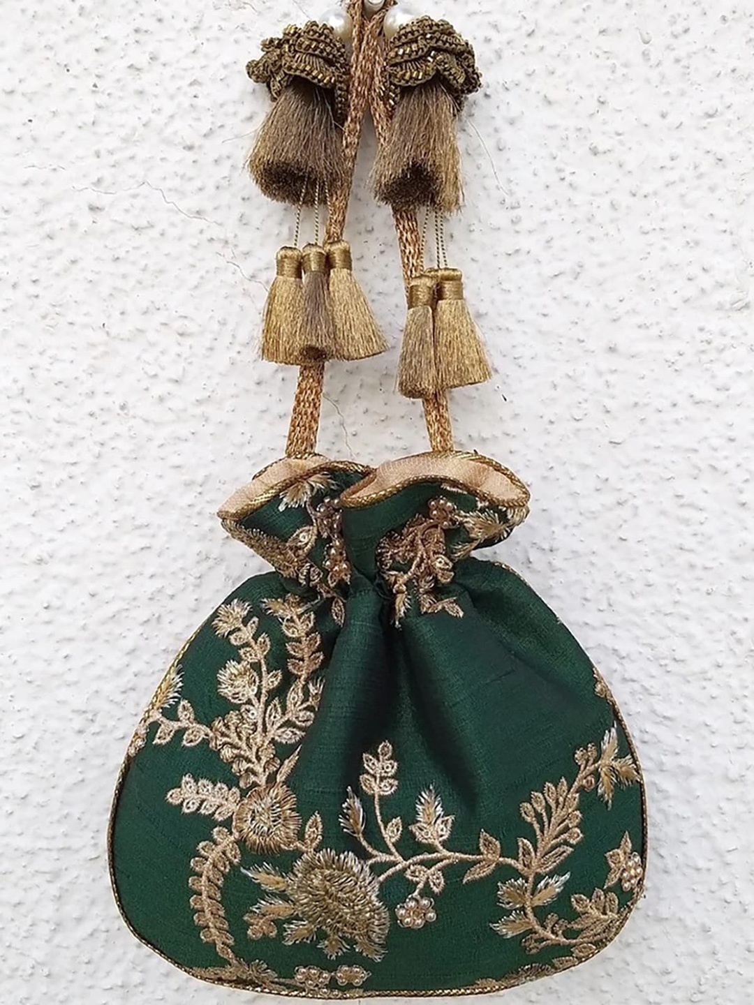 AMYRA Floral Embroidered Tasselled Potli, Green