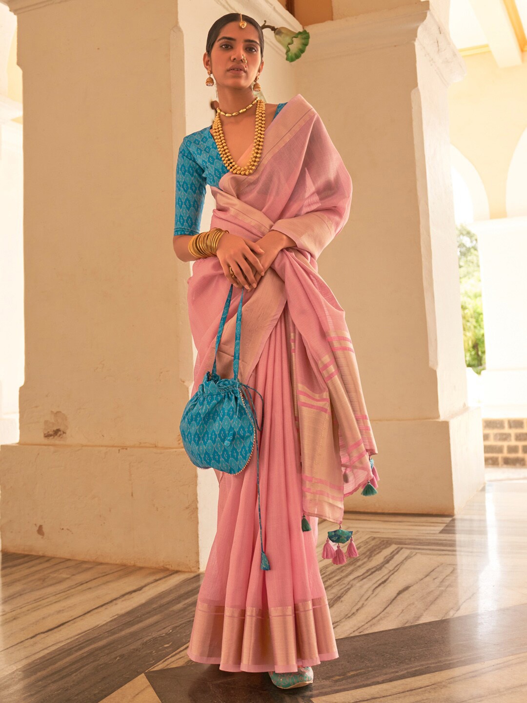 

Mitera Zari Tissue Banarasi Saree, Pink