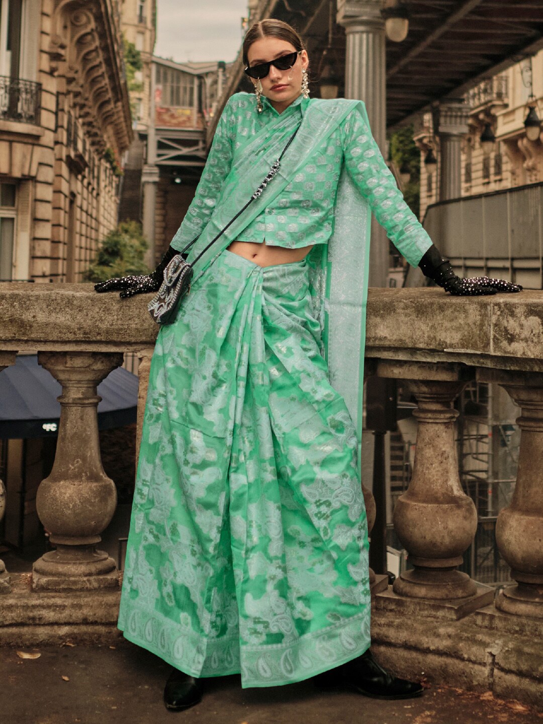 

Mitera Sea Green & Gold-Toned Ethnic Motifs Woven Design Zari Organza Muga Saree