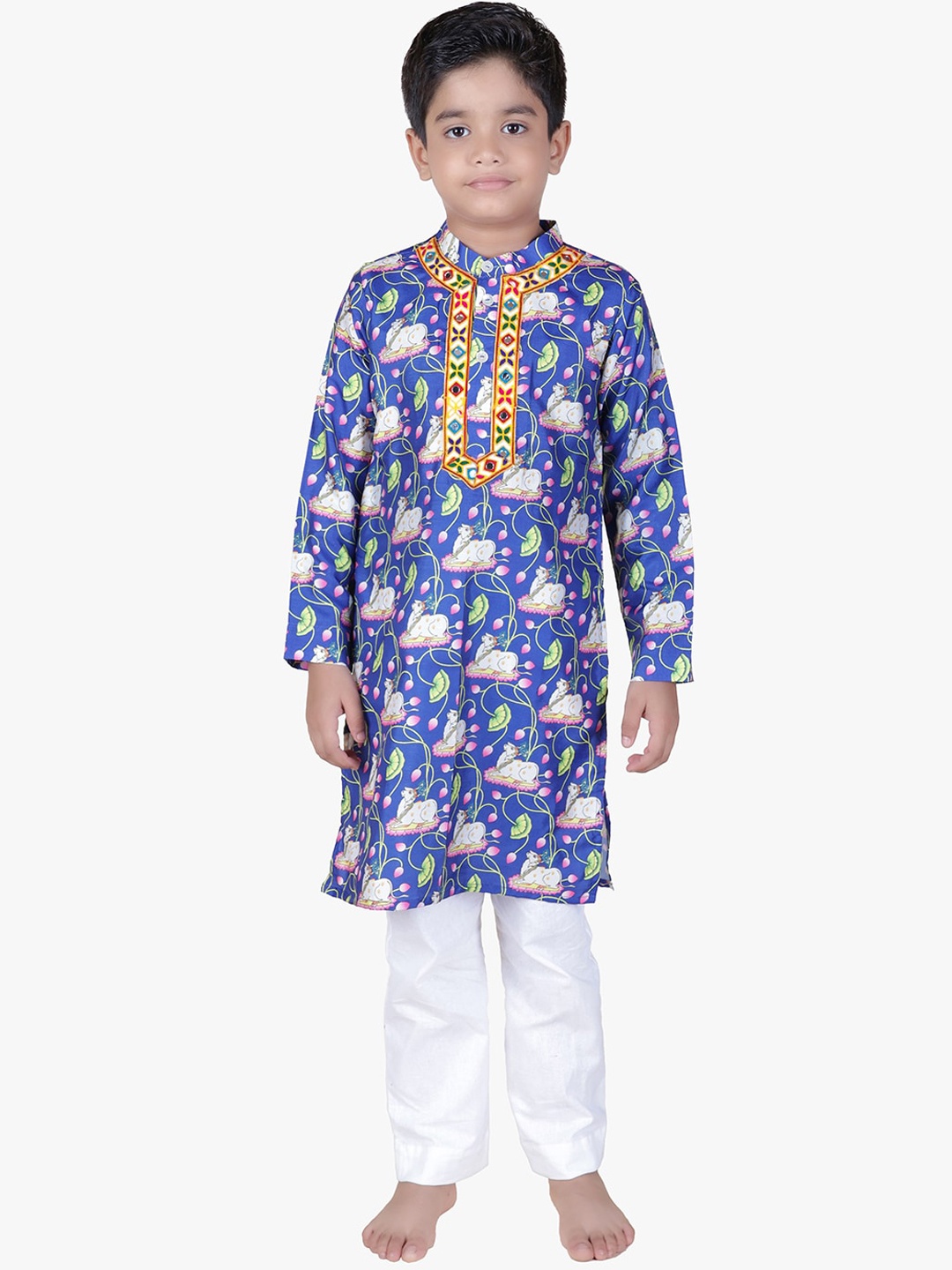 

Jilmil Boys Ethnic Motifs Printed Band Collar Mirror Work Kurta with Trousers, Blue