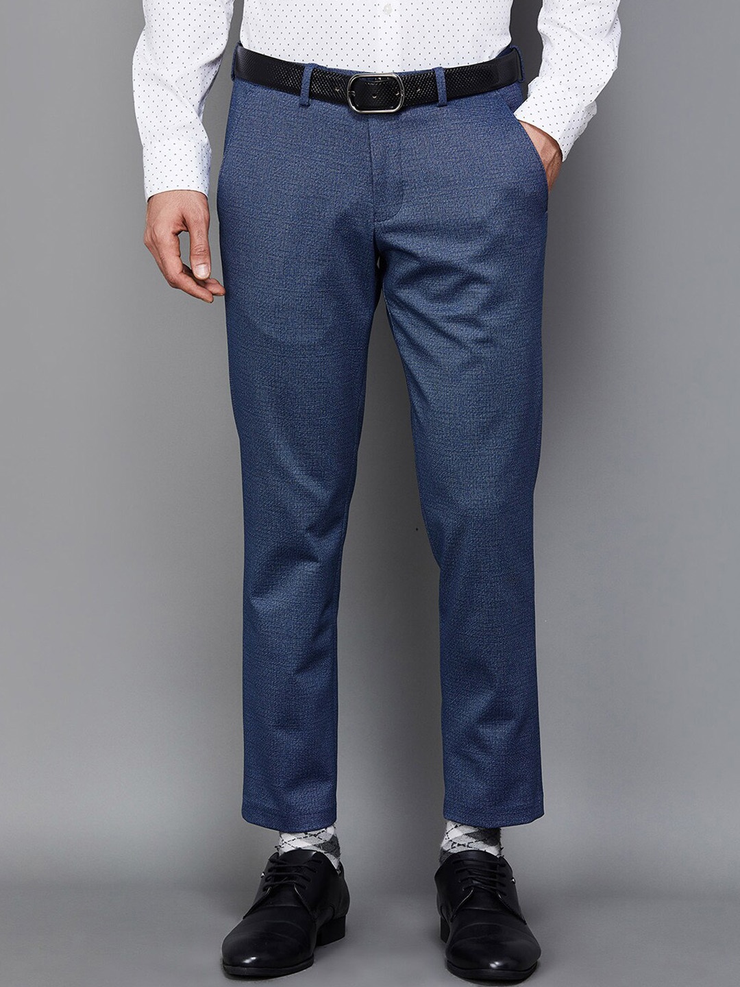 

CODE by Lifestyle Men Slim Fit Mid-Rise Formal Trousers, Blue