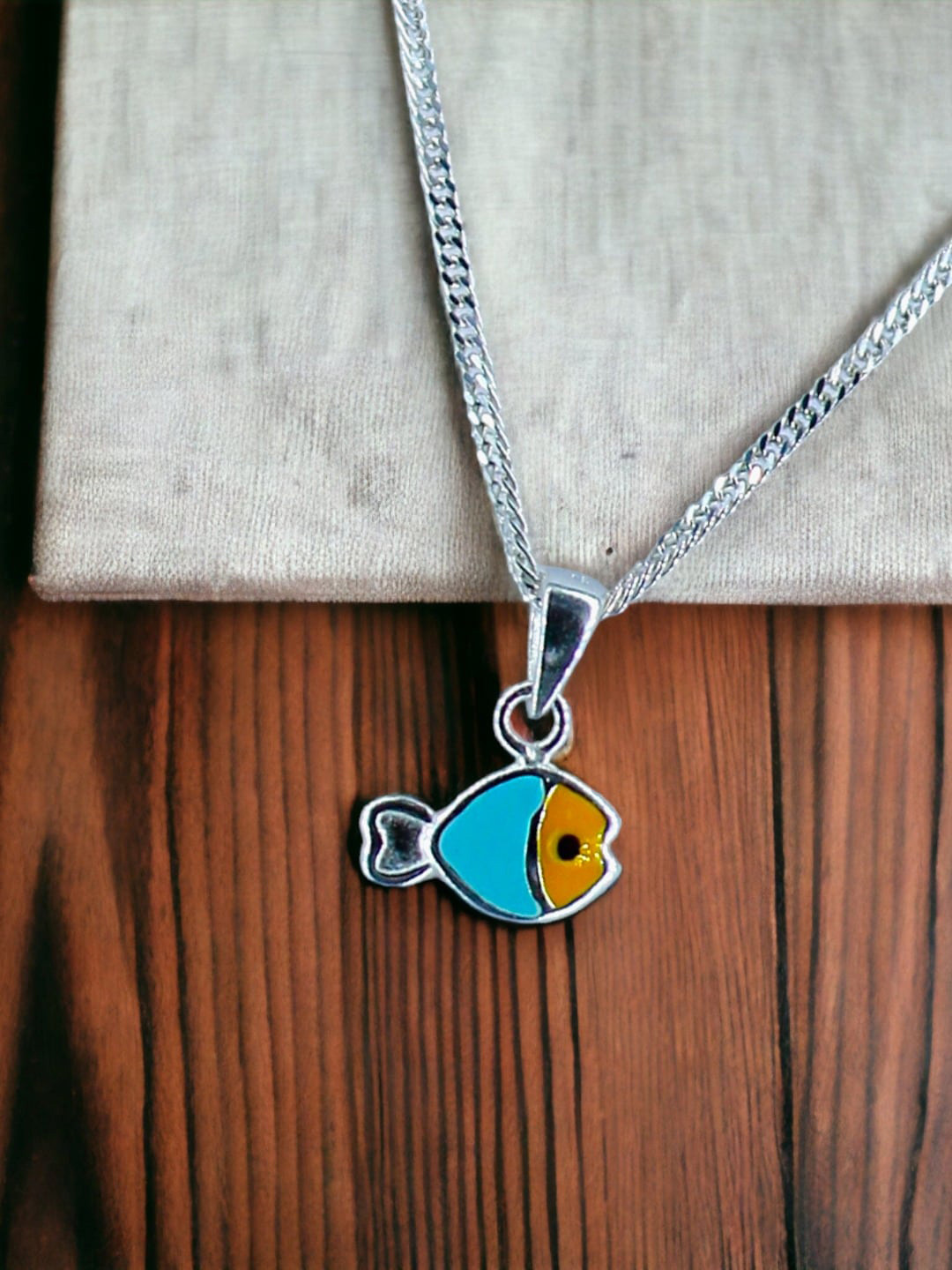 

Taraash Girls 925 Sterling Silver Fish Pendant With Chain, Blue