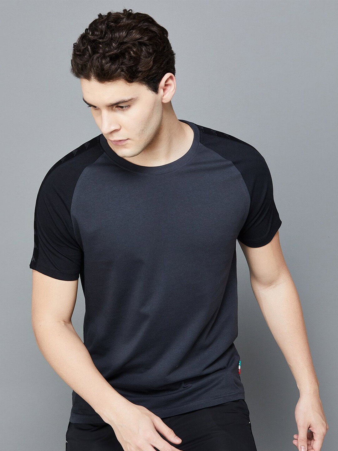 

Kappa Round Neck Cotton T-Shirt, Black