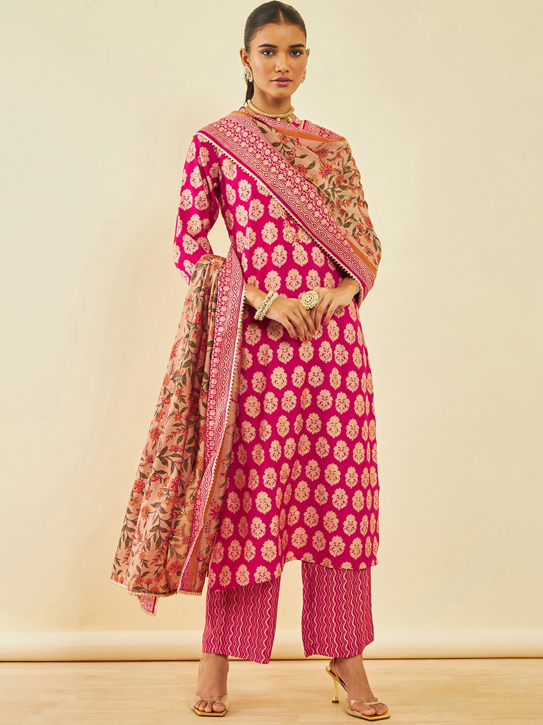 

Soch Floral Printed Regular Kurta With Trousers & Dupatta, Pink