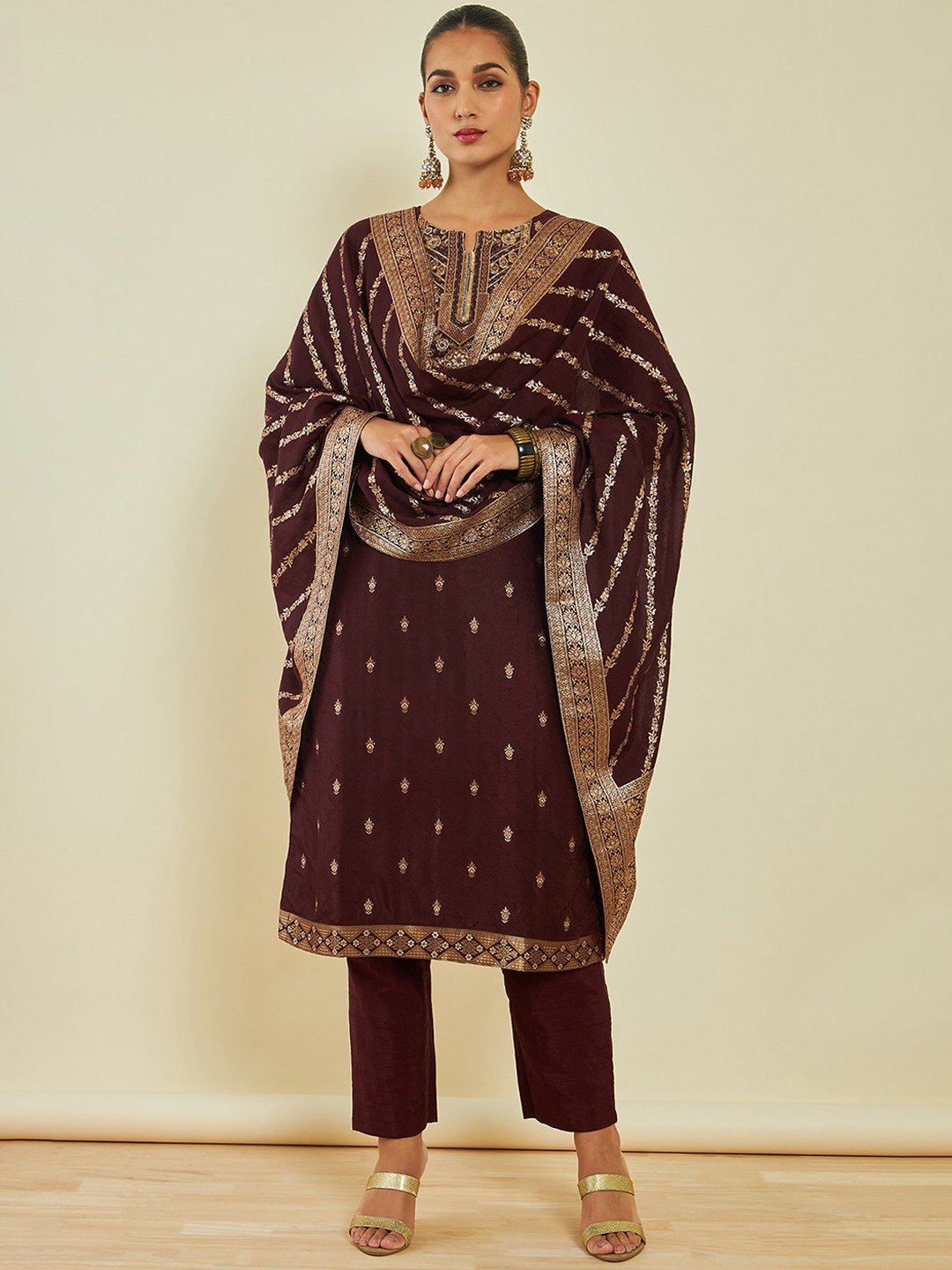 

Soch Ethnic Motifs Embroidered Regular Zardozi Kurta With Trousers & Dupatta, Maroon