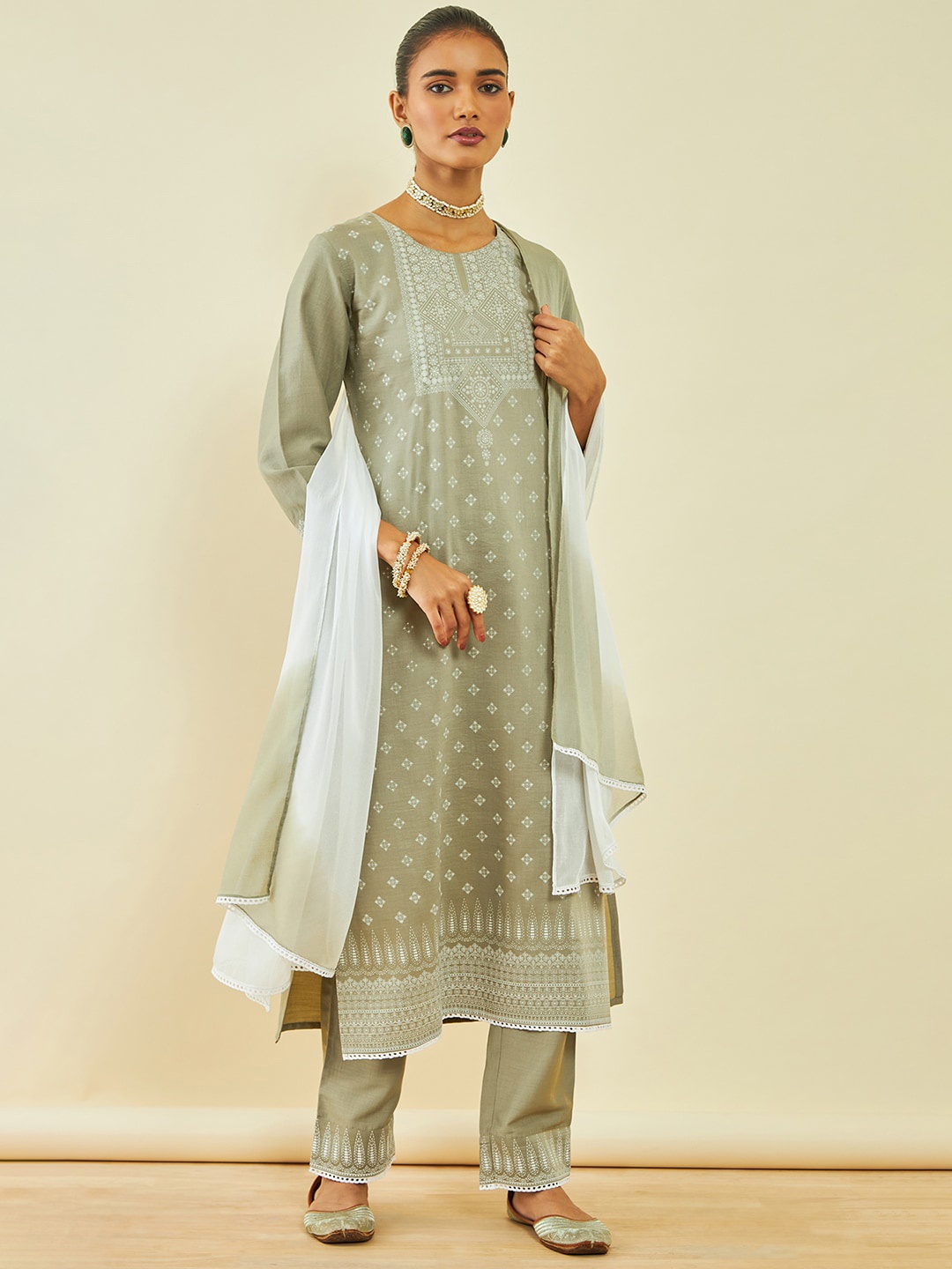 

Soch Geometric Printed Straight Round Neck Kurta With Trousers & Dupatta, Green
