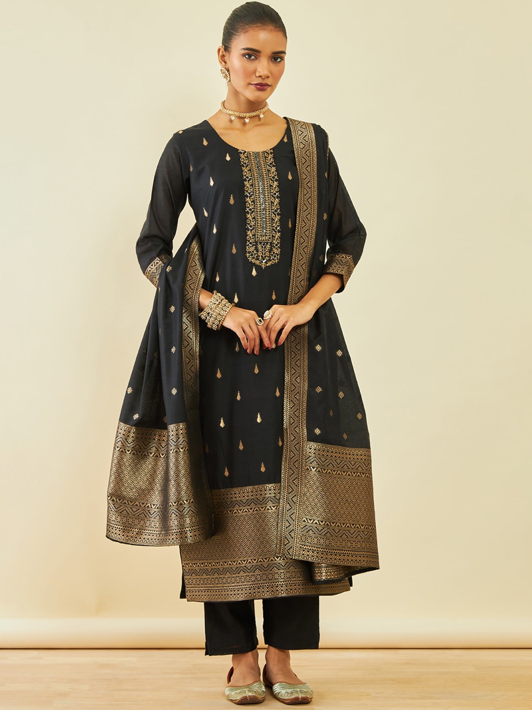 

Soch Ethnic Motifs Kurta Printed Straight Kurta & Trousers With Dupatta, Black