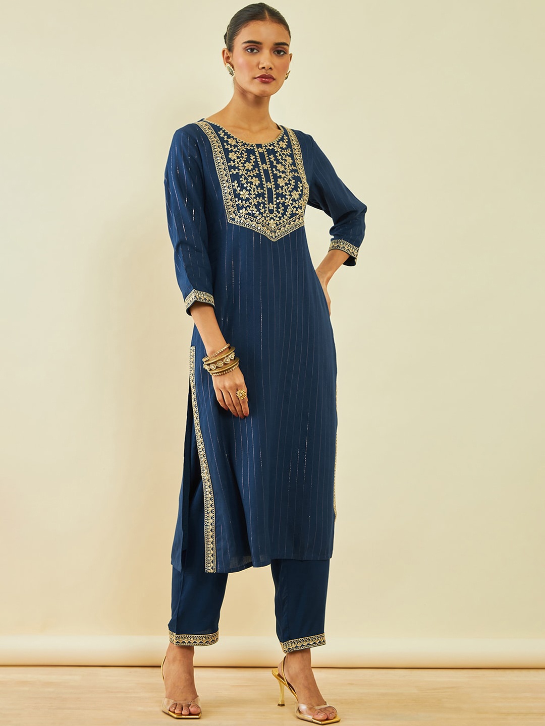 

Soch Floral Yoke Design Sequinned Straight Kurta With Trousers, Blue