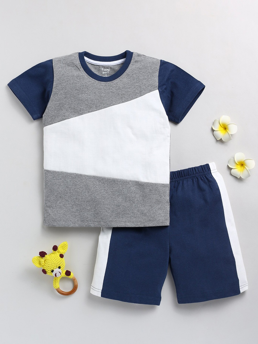 

Toonyport Infant Boys Colourblocked Pure Cotton T-shirt with Trousers, Grey