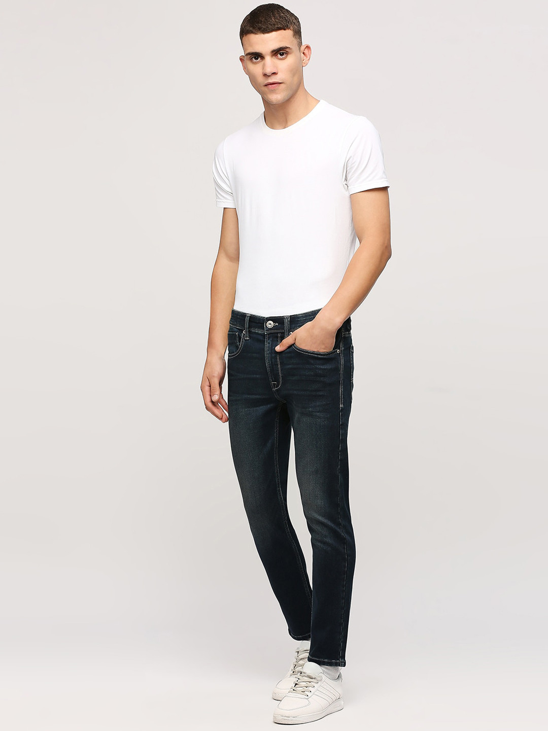 

BEAT LONDON by PEPE JEANS Men Skinny Fit Mid-Rise Clean Look Light Fade Jeans, Blue