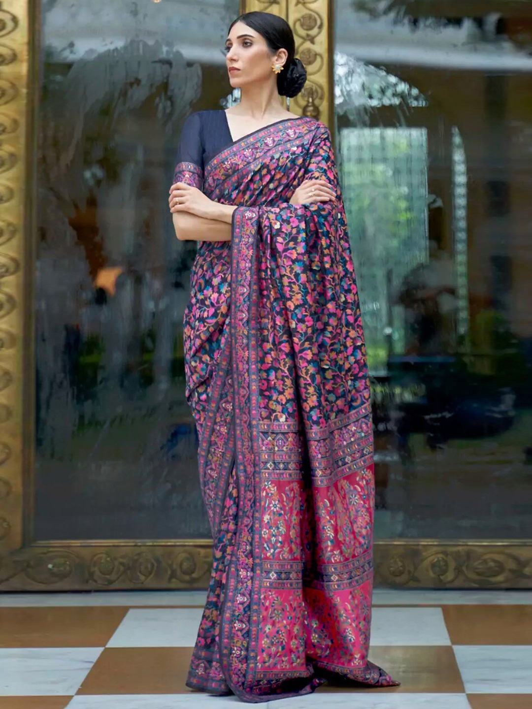 

MORLY Floral Woven Design Zari Kanjeevaram Saree, Navy blue