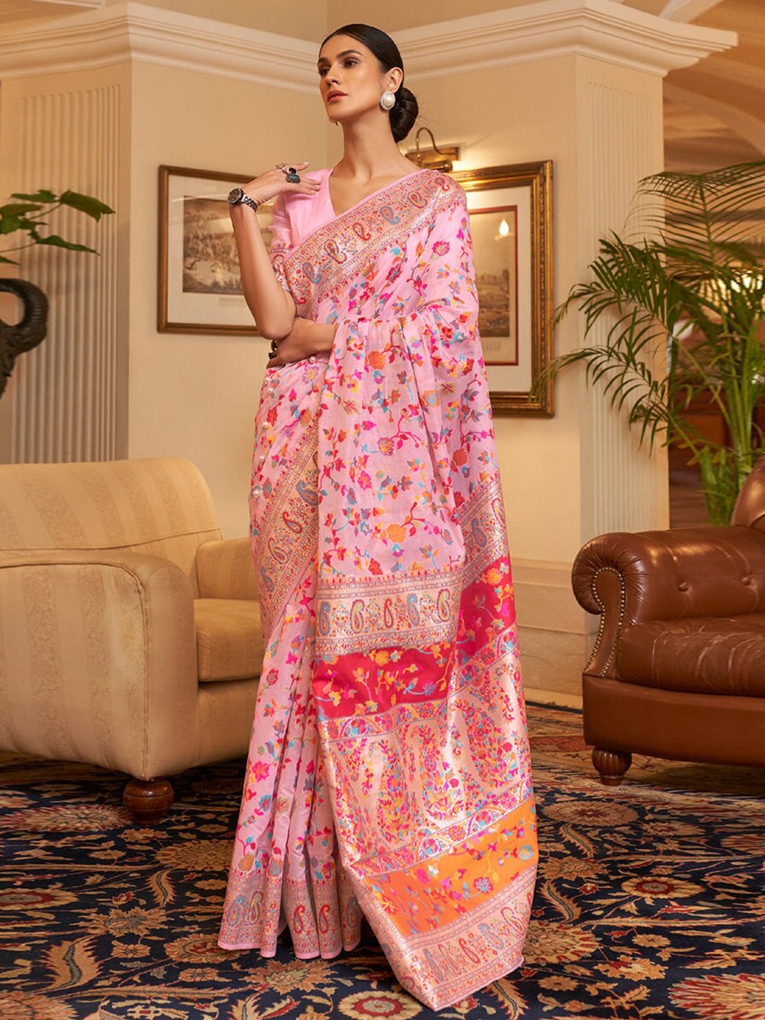 

MORLY Woven Design Zari Kanjeevaram Saree, Pink