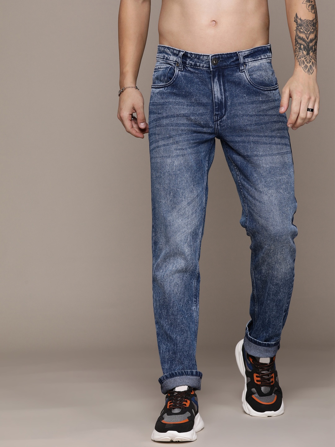 

Roadster Men Slim Fit Light Fade Stretchable Jeans, Blue