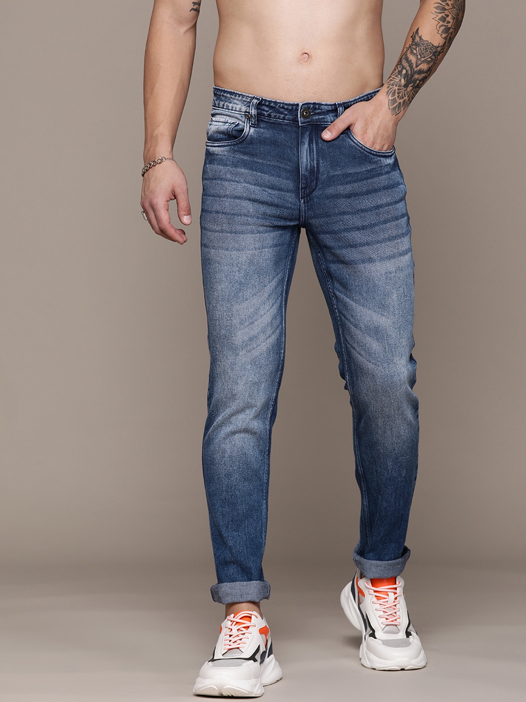 

Roadster Men Skinny Fit Light Fade Stretchable Jeans, Blue