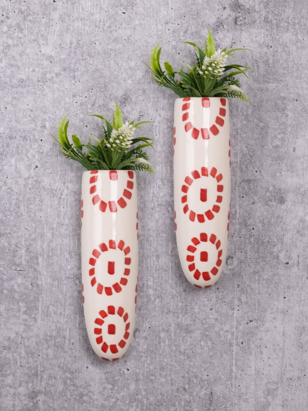 

VarEesha White & Red 2 Pieces Printed Ceramic Planters