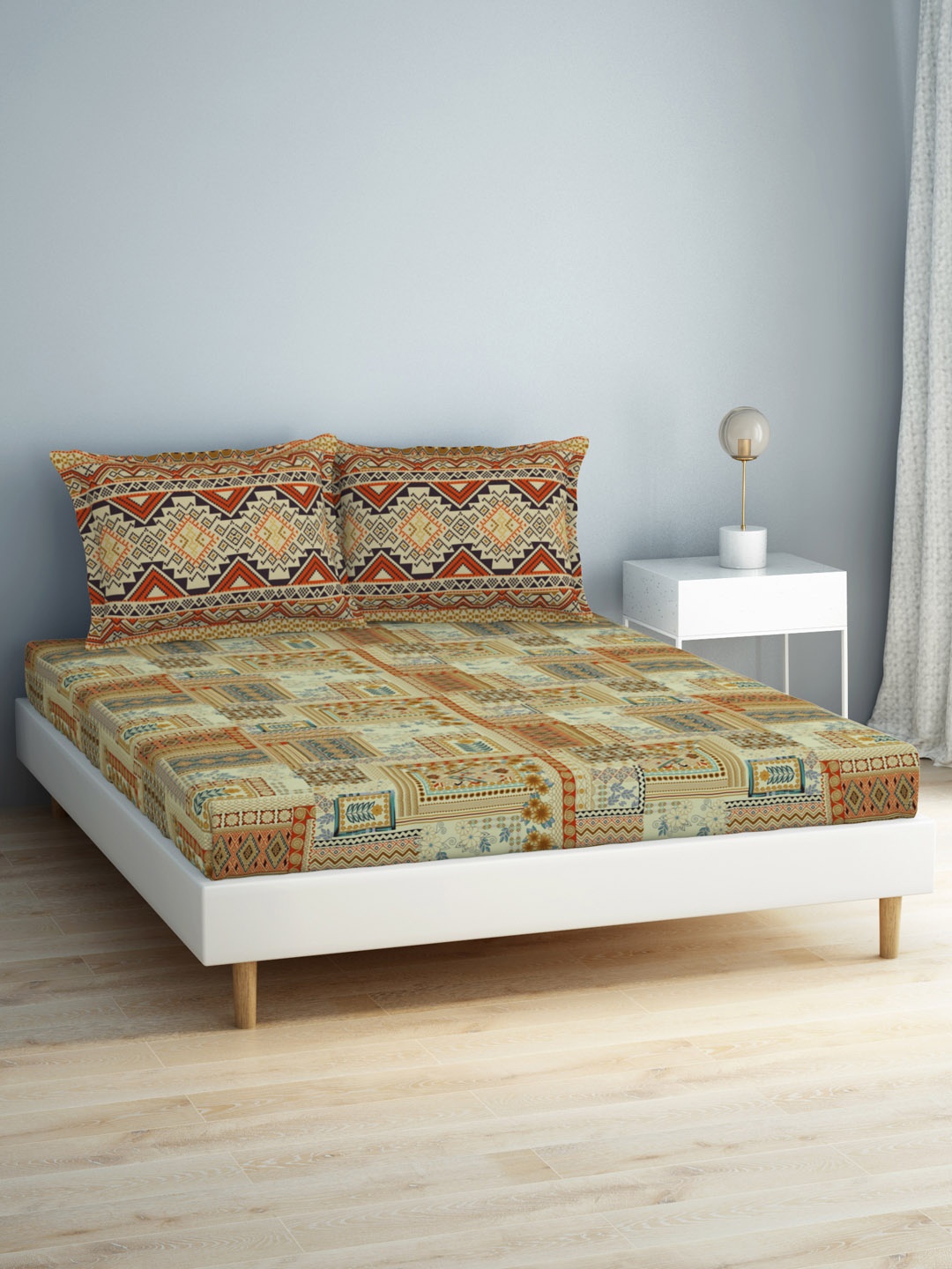 

SPACES Aurum Beige & Red Abstract Pure Cotton 140 TC Queen Bedsheet with 2 Pillow Covers