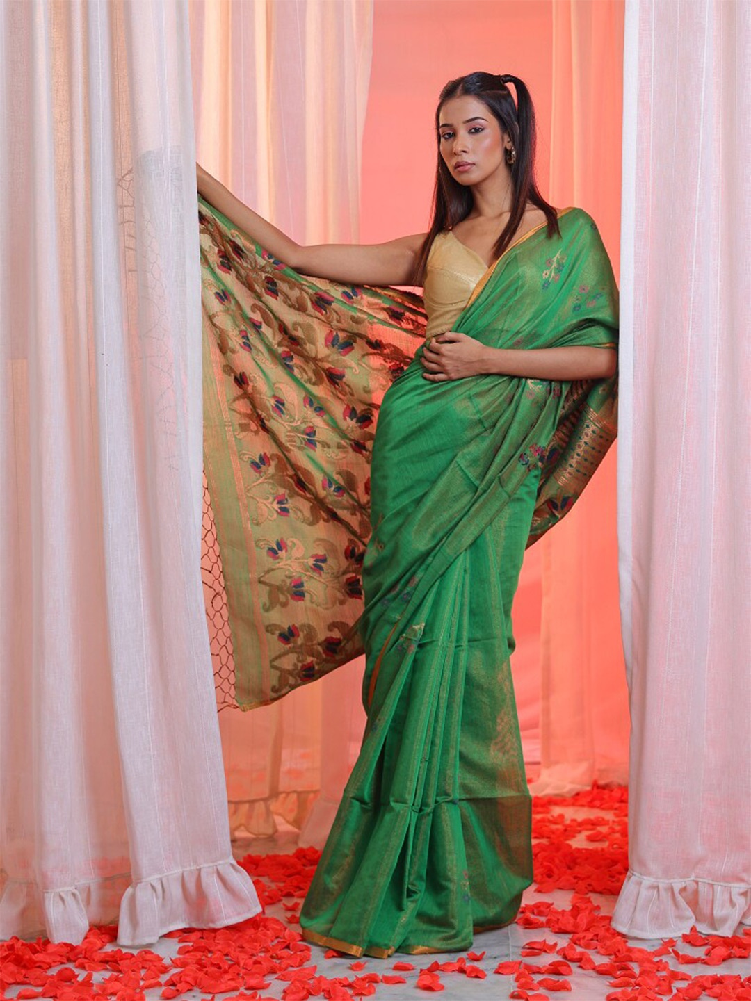

Charukriti Floral Woven Design Zari Tissue Saree, Green