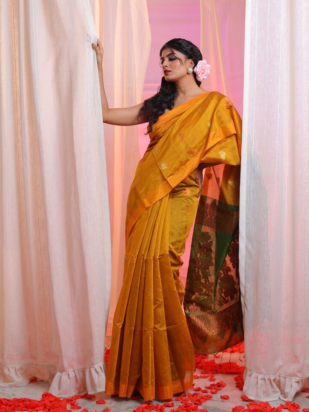 

Charukriti Ethnic Motifs Woven Design Zari Handloom Saree, Yellow