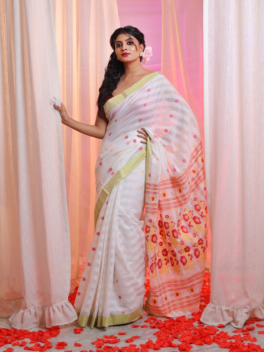 

Charukriti Floral Woven Design Zari Handloom Saree, White