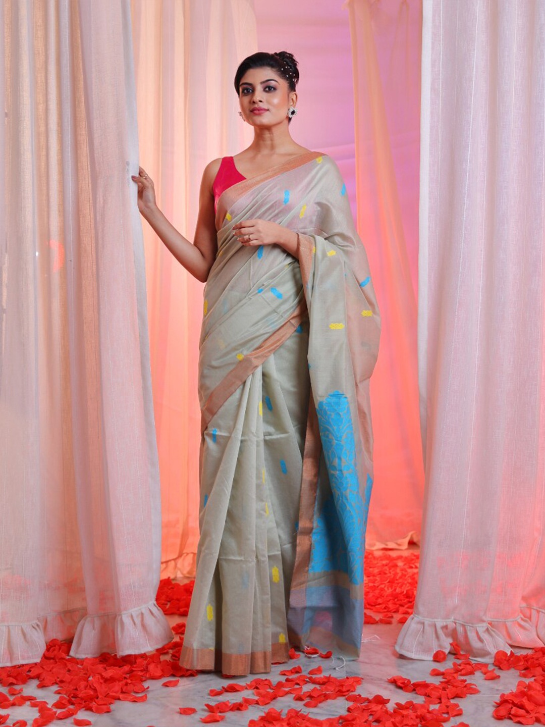 

Charukriti Woven Design Zari Saree, Grey
