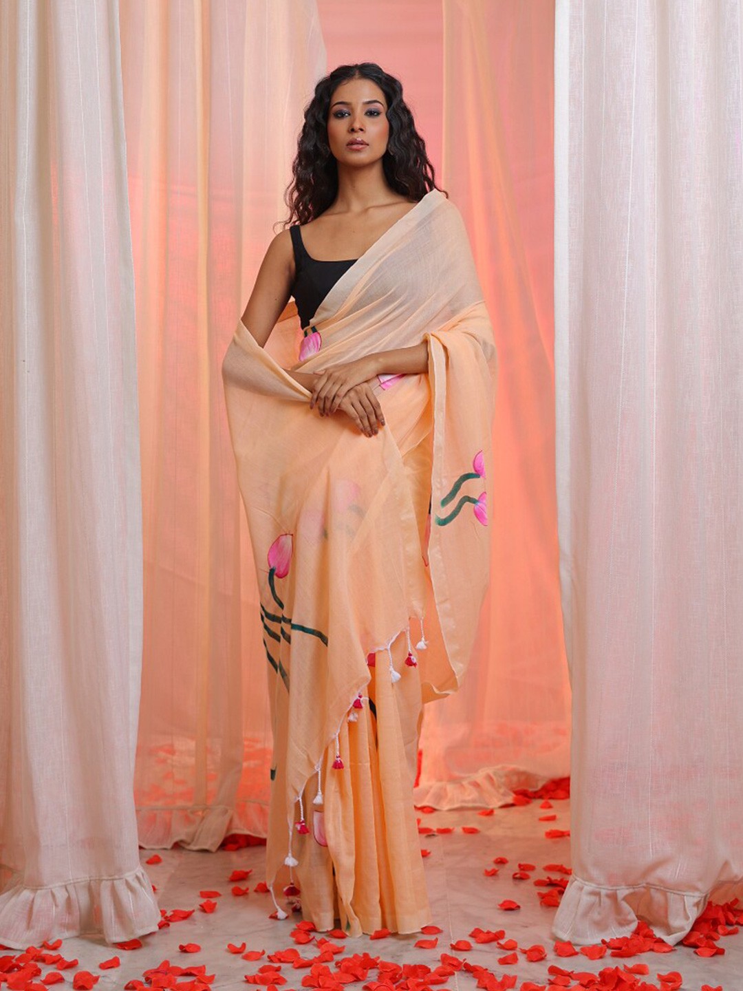 

Charukriti Floral Printred Pure Cotton Saree, Beige