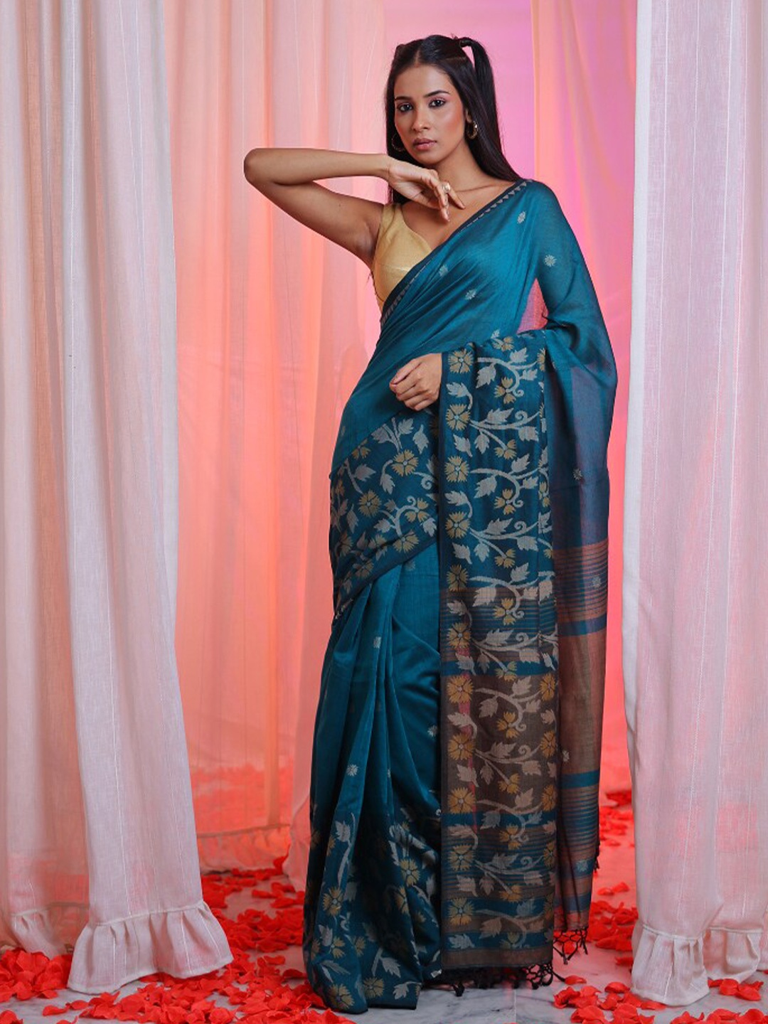 

Charukriti Ethnic Motifs Woven Design Zari Pure Cotton Saree, Teal