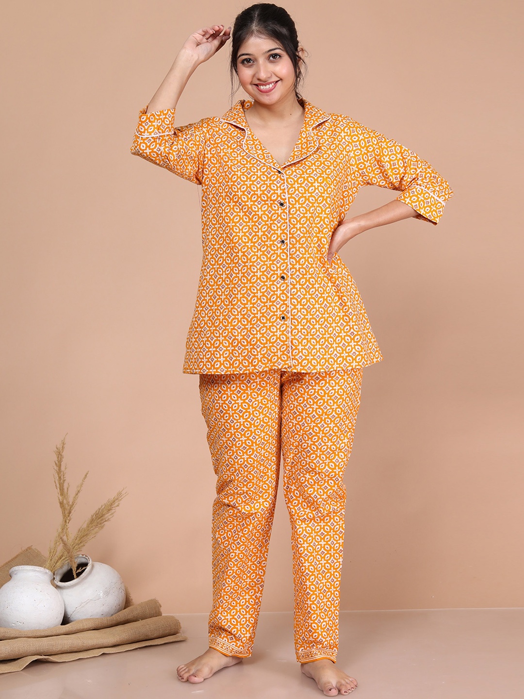 

SP DESIGNS Ethnic Motifs Printed Lapel Collar Pure Cotton Night suit, Yellow