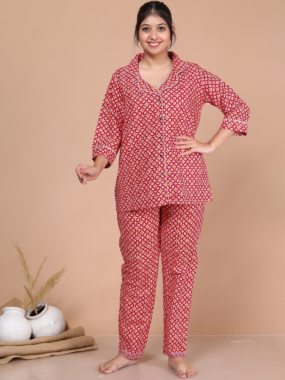 

SP DESIGNS Ethnic Motifs Printed Lapel Collar Pure Cotton Night suit, Red