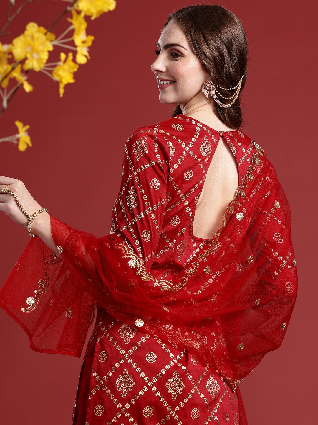 

Anouk Women Ethnic Motifs Printed Regular Kurta with Trousers & With Dupatta, Red