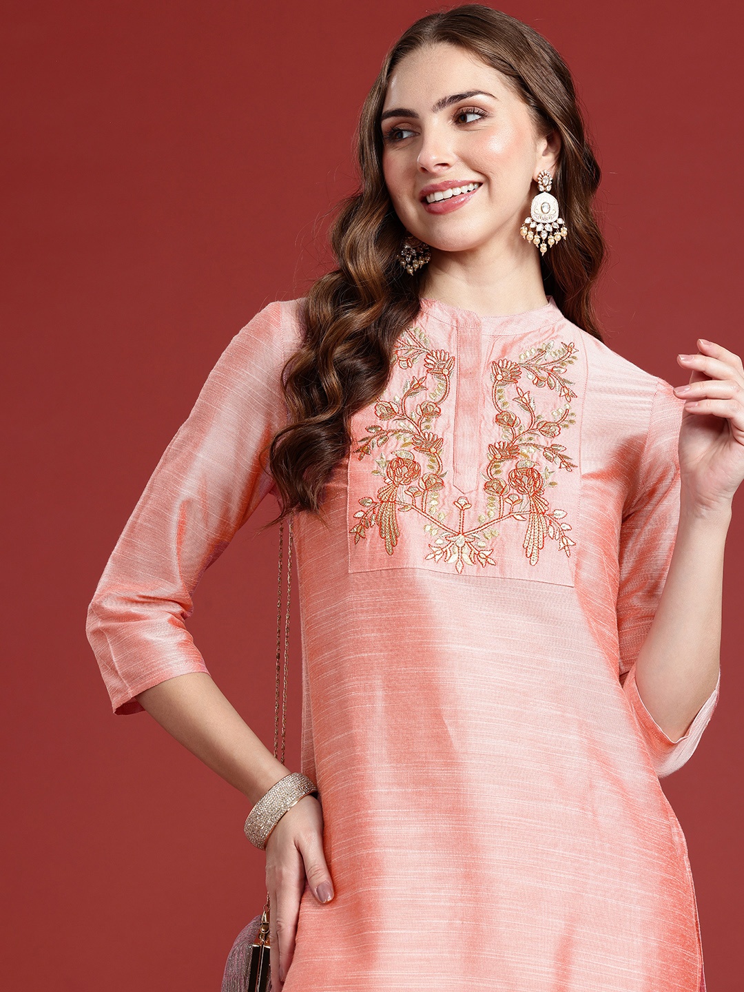 

Anouk Ethnic Motifs Embroidered Kurta with Trousers, Peach