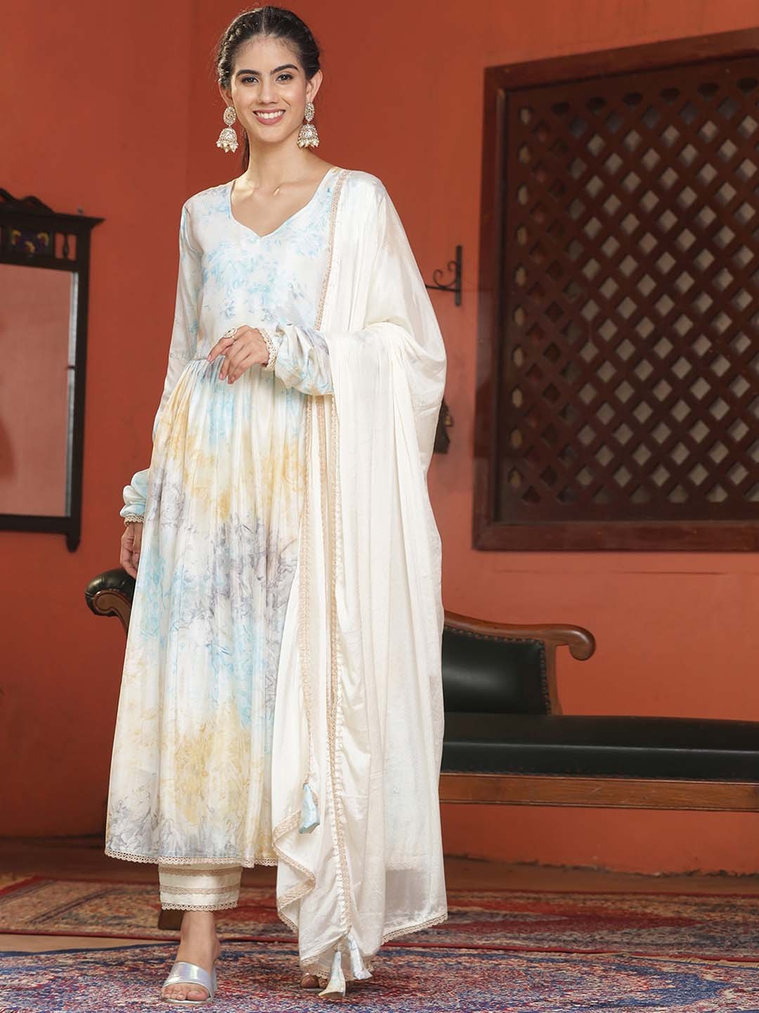 

ASPORA Abstract Printed Pleated Anarkali Kurta with Trouser and Dupatta, Cream