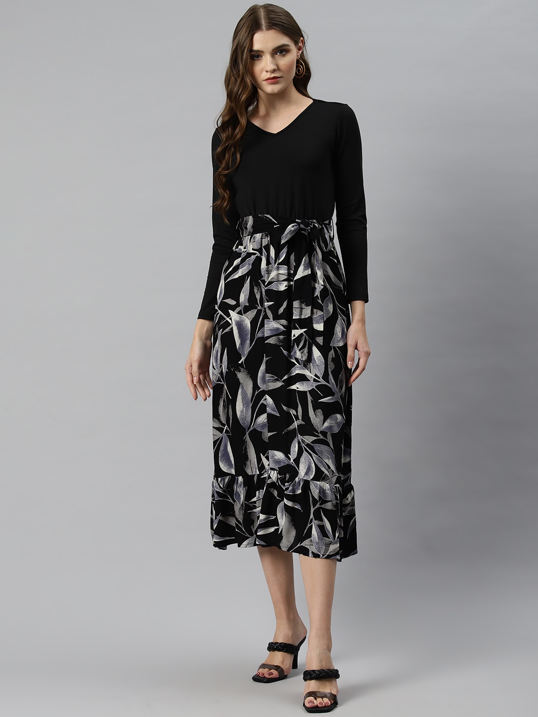 

Popnetic Floral Print A-Line Tiered Midi Dress with Belt, Black