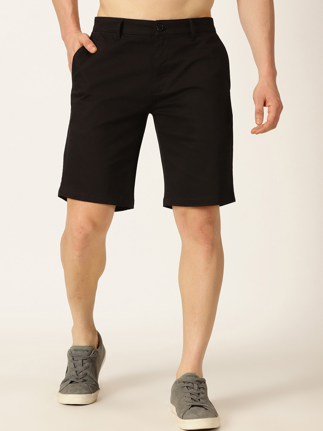 

Mast & Harbour Men Black Mid-Rise Cotton Regular Shorts