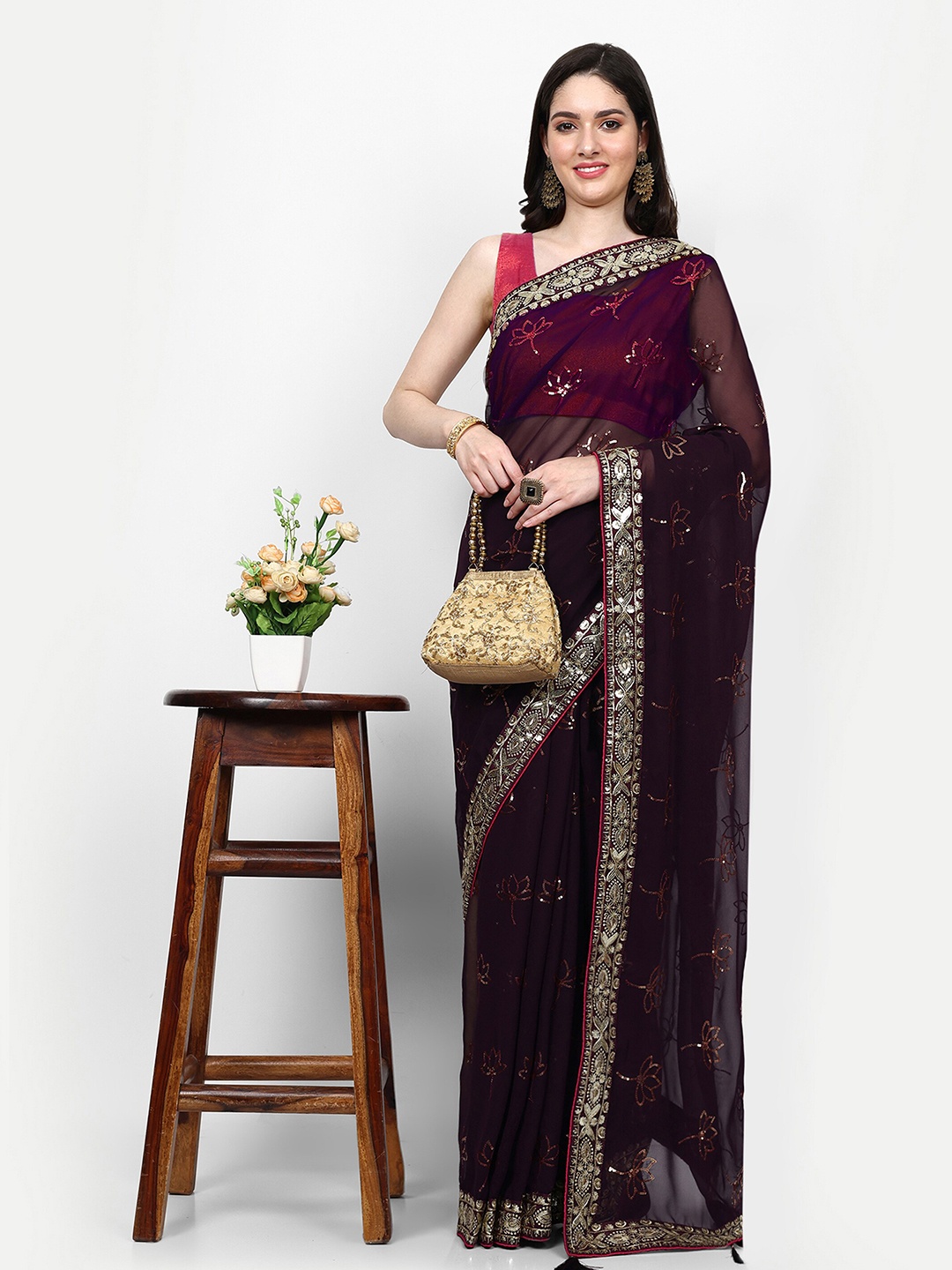 

DWIZA ENTERPRISE Ethnic Motifs Embellished Sequined Pure Georgette Saree, Maroon