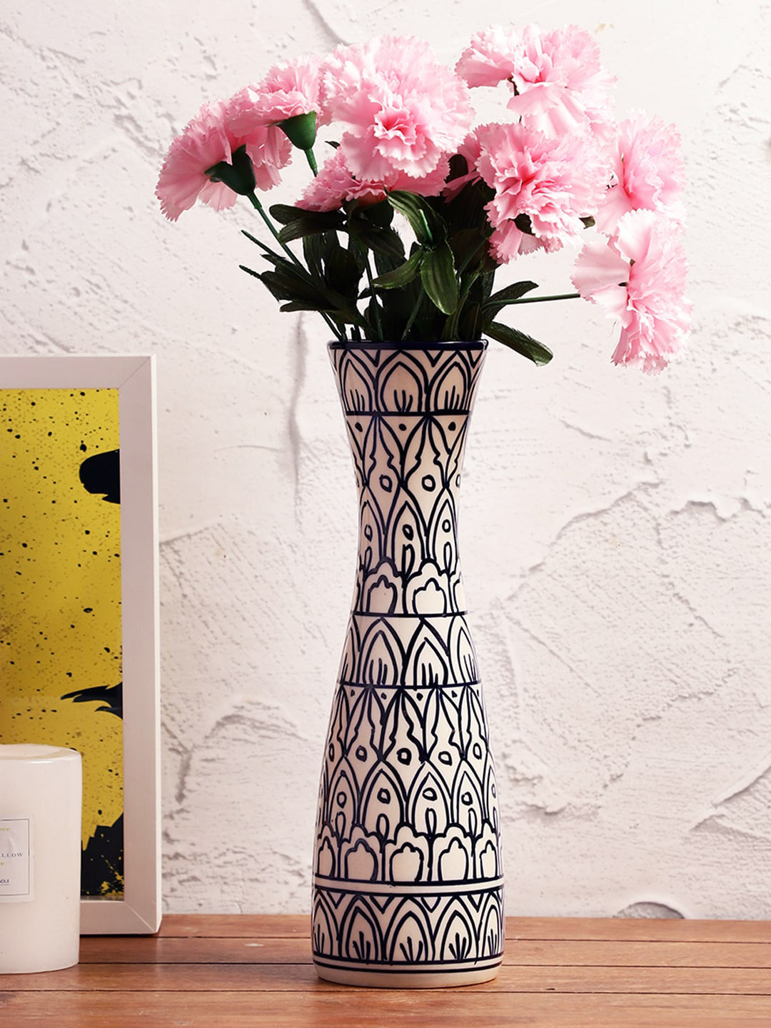

VarEesha Mehraab Off White & Black Printed Flower Ceramic Vase