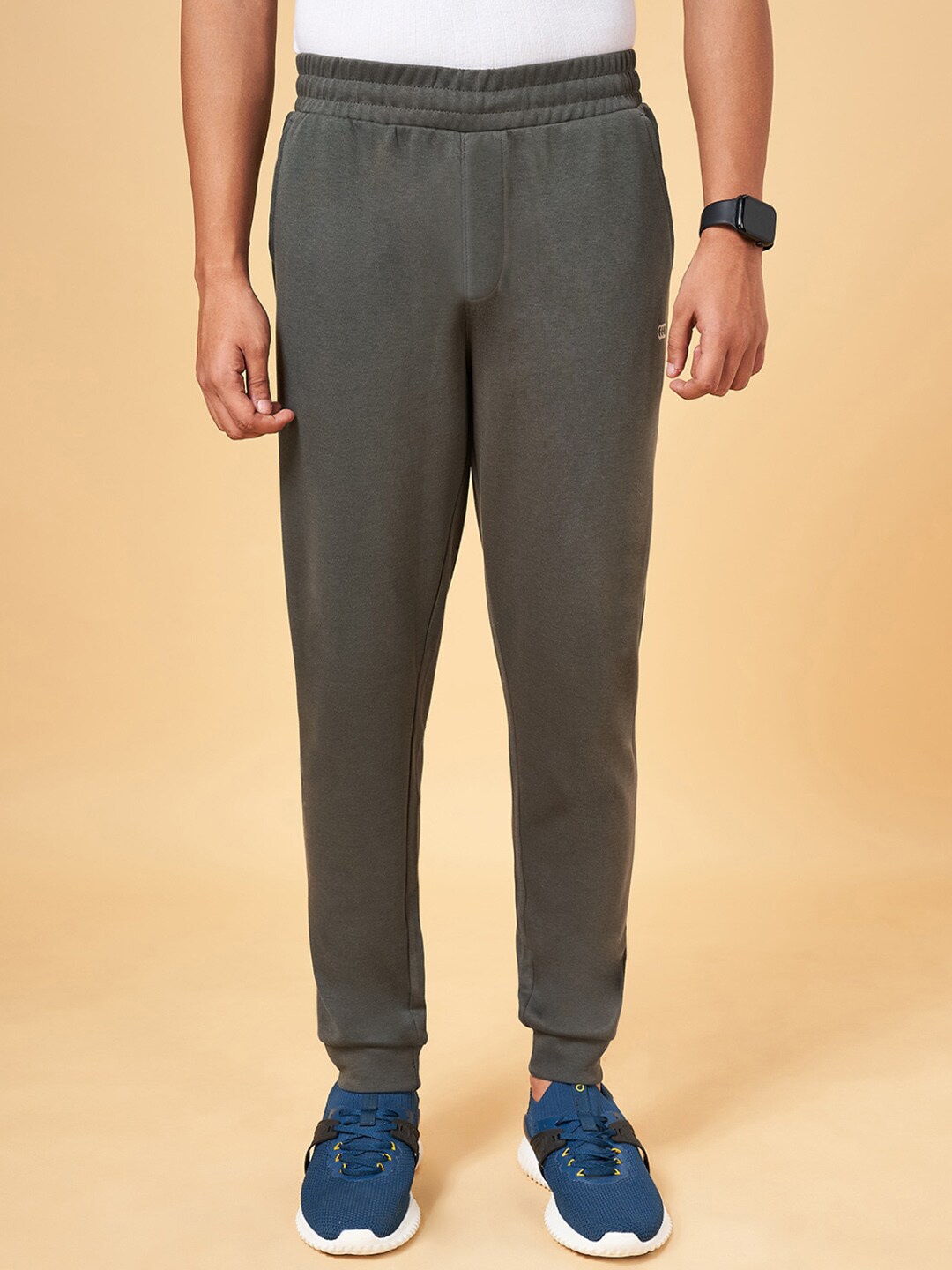 

Ajile by Pantaloons Men Cotton Mid Rise Joggers, Grey