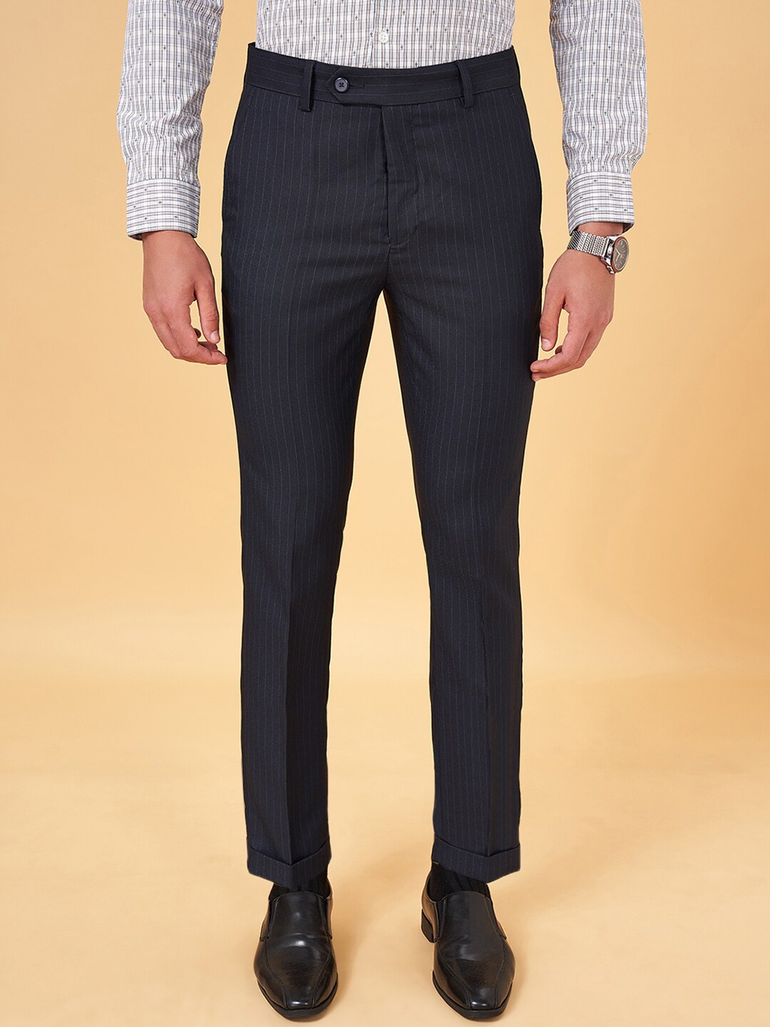 

BYFORD by Pantaloons Men Striped Slim Fit Low-Rise Formal Trousers, Navy blue
