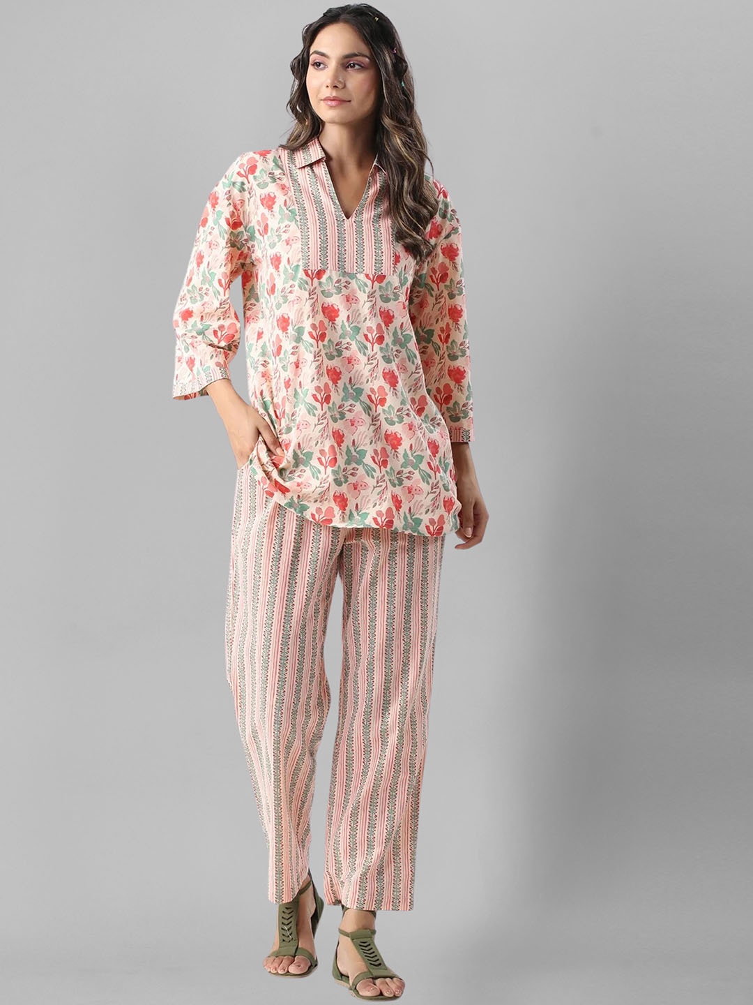 

SIDYAL Printed Shirt Collar Top With Trousers, Pink