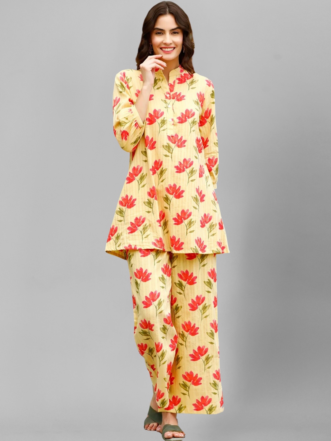 

SIDYAL Floral Printed Mandarin Collar Top and Trousers Co-Ords, Yellow