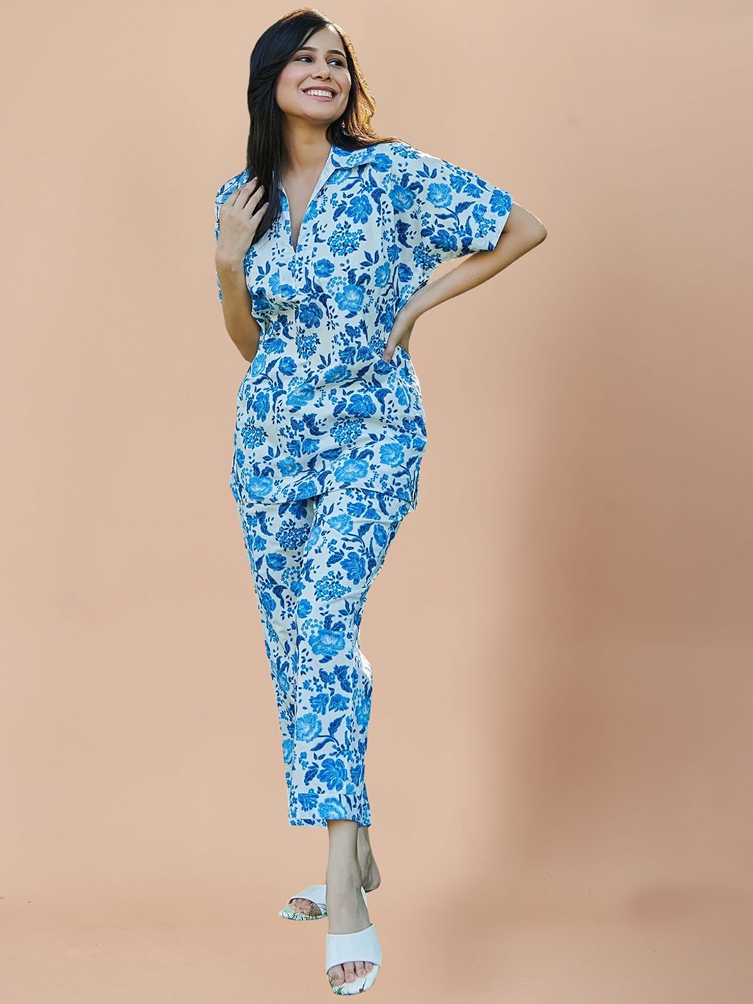 

SIDYAL Floral Printed Shirt Collar Top and Trousers Co-Ords, Blue