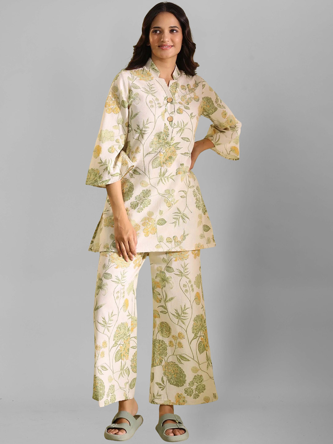 

SIDYAL Floral Printed Mandarin Collar Top and Trousers Kurta Set, Cream