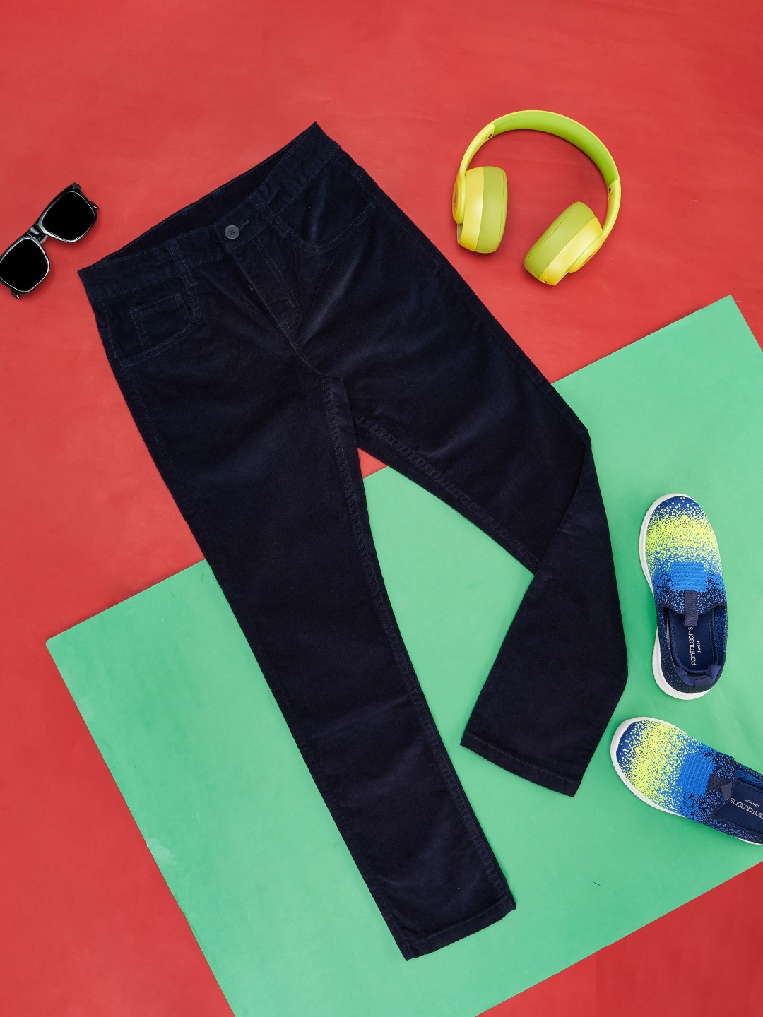 

Pantaloons Junior Boys Mid-Rise Flat Front Regular Fit Trousers, Navy blue
