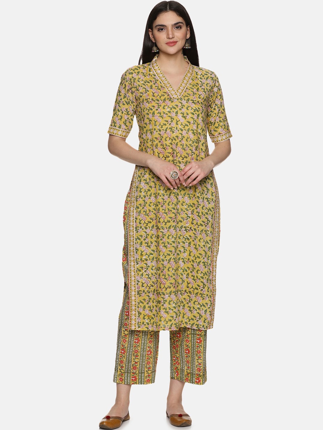 

JAIPURIBANNO Floral Printed V-Neck Regular Pure Cotton Kurta with Palazzos, Yellow