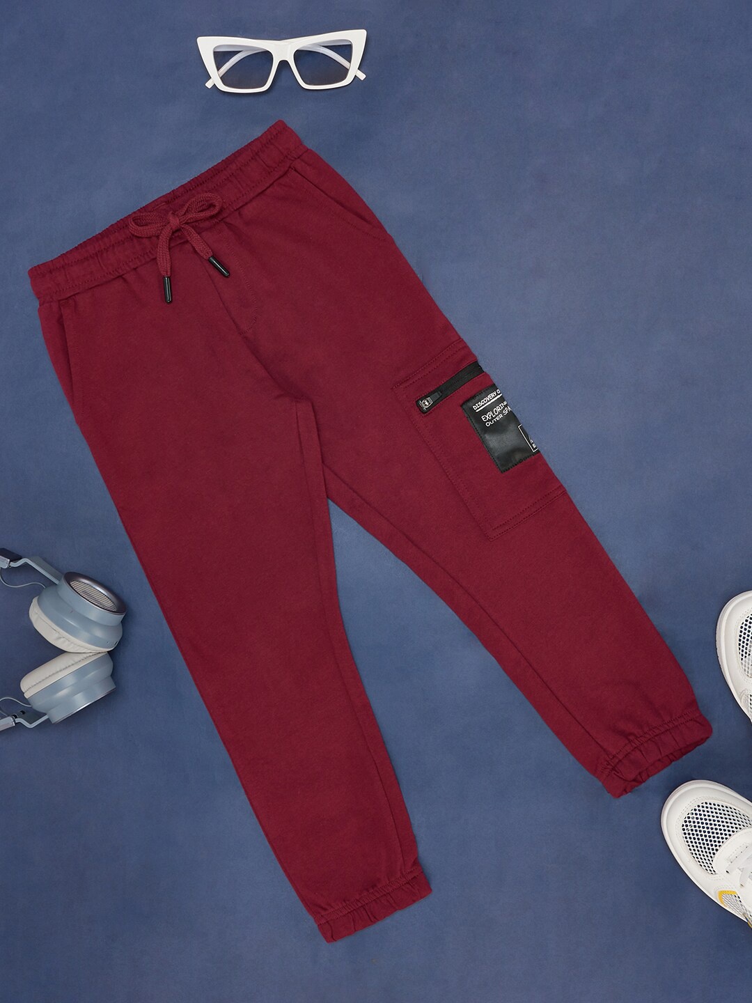 

Pantaloons Junior Boys Mid-Rise Regular Fit Cotton Joggers, Maroon