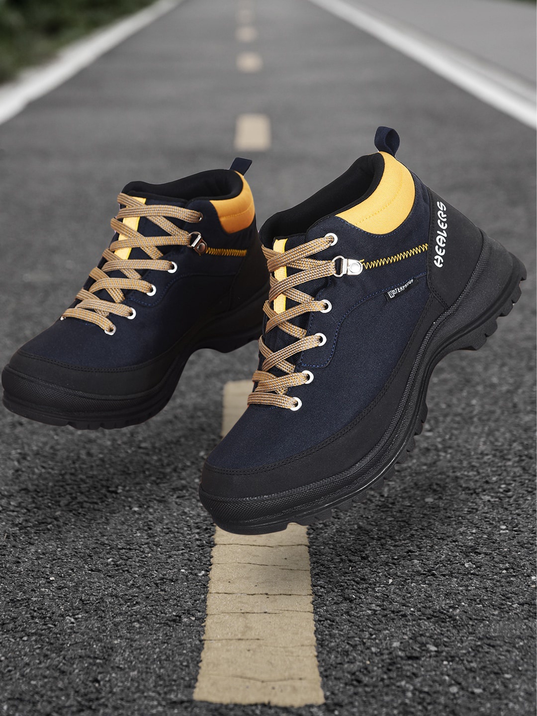 

Liberty Men RACE-2 Mid Top Canvas Sneakers, Navy blue